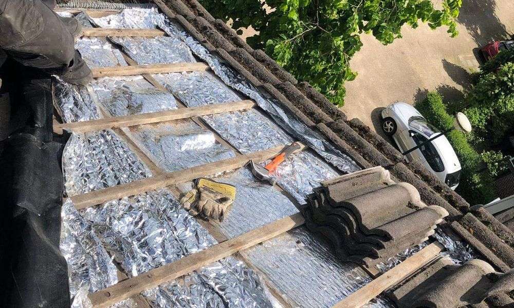 Nieuwe panlatten met dakpannen in Amstelveen